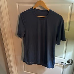 Lululemon athletic short sleeve